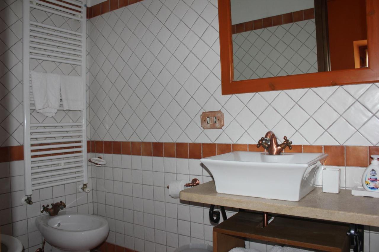 Agriturismo Il Castagneto Supino Bagian luar foto